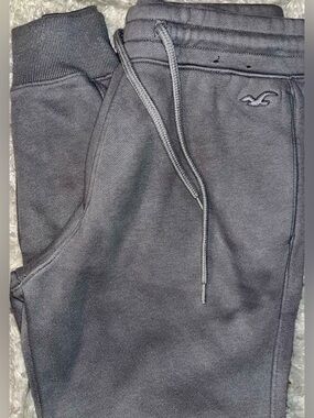 Hollister Light Gray Fleece-Lined Joggers